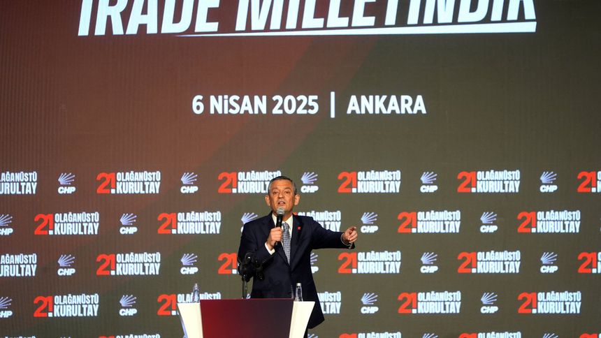 Özgür Özel: Demokrasi sınavı kaybedince verilir