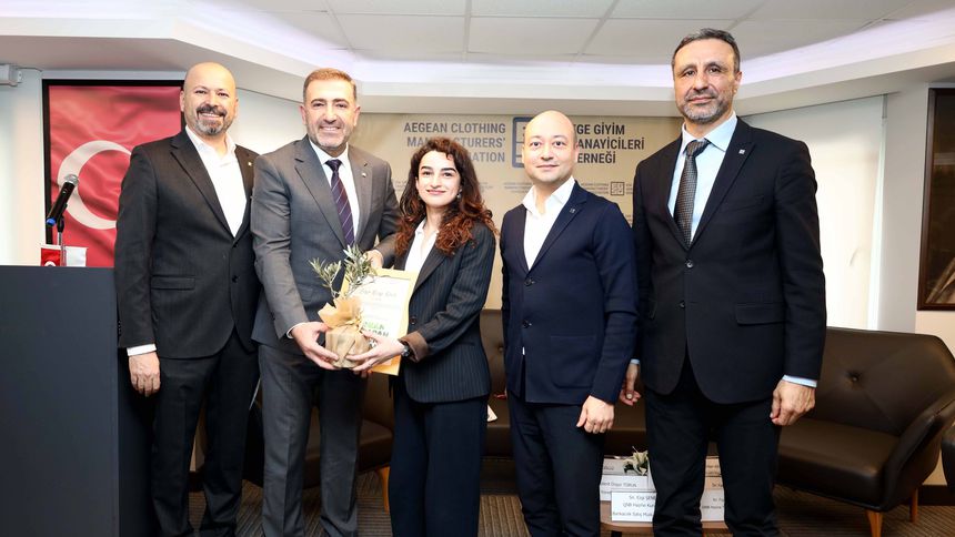 EGSD Başkanı Akçakaya: Üretmek yetmez, finansı da yönetebilen ayakta kalır