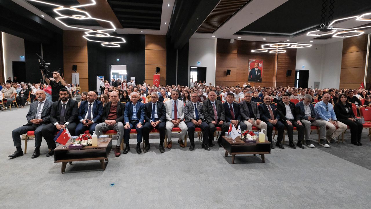 Özel EOSB MTAL'de 355 öğrenci mezun oldu