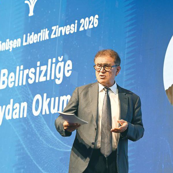 Roubini'den gelecek öngörüsü: Daha yüksek büyüme, daha düşük enflasyon