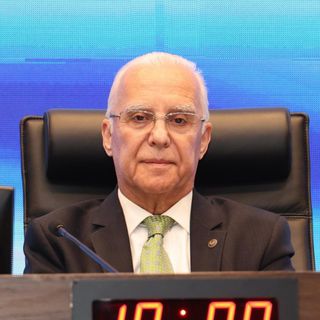 'Vize kalktı, Çinliler turist gibi gelip makine satıyorlar'