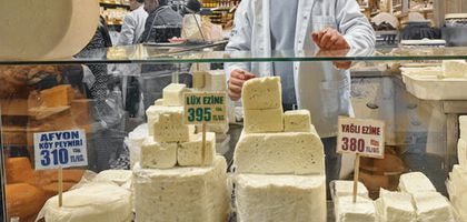 Kilo ile alma devri kapandı: Kaşar pahalı geldi, beyaz peynir öne çıktı