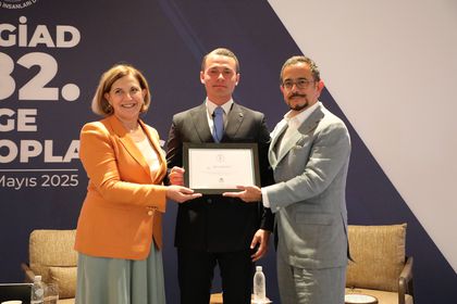 Ali Sabancı, EGİAD’a konuk oldu: Gen havuzuna saplanmak aile şirketlerini zayıflatır