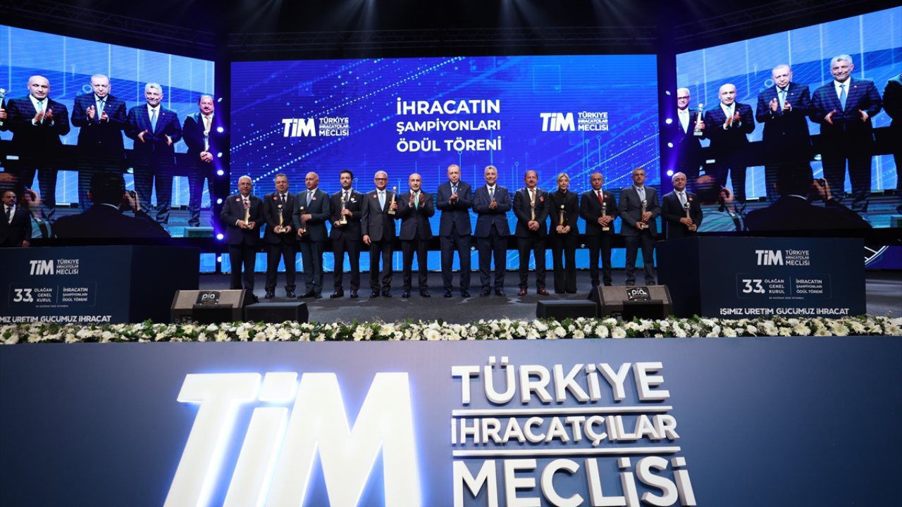 Erdoğan: Reeskont kredilerinin günlük limitini 5 milyar liraya çıkarıyoruz