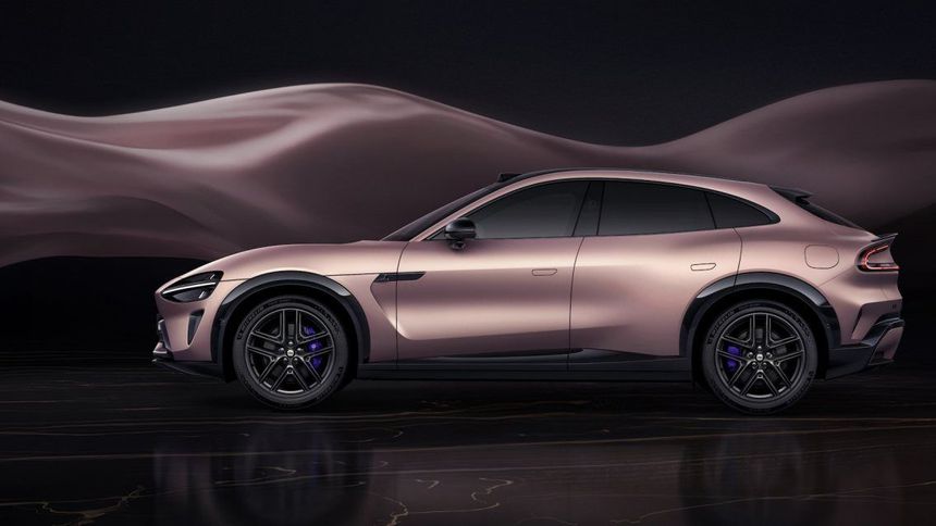 Devler ve hayalperestler Devler ve hayalperestler