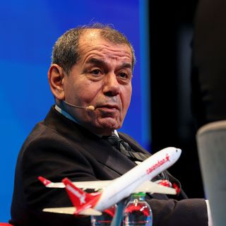 Galatasaray sponsorluk gelirini 100 milyon Euro’nun üzerine çıkarmayı hedefliyor