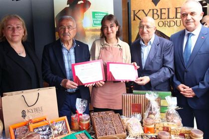 Fındıkta artık ‘akıl teri’ de döküyoruz