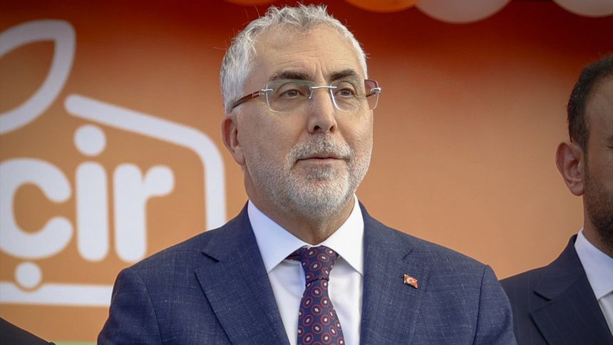 Işıkhan: İŞKUR geçen yıl 1 milyon 478 bin kişiyi işe yerleştirdi